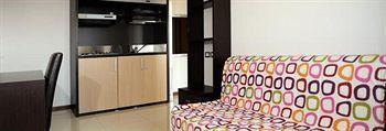 Hotel Jolanda 3*